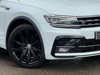 VOLKSWAGEN TIGUAN 2.0 Tiguan R-Line TDI BlueMotion Technology Semi-Automatic 5dr -