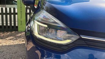 RENAULT CLIO 1.5 dCi Dynamique S Nav Hatchback 5dr Diesel EDC Euro 6 (s/s) (9