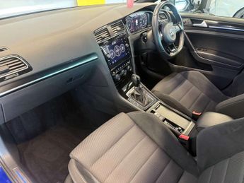 Volkswagen GOLF 2.0 Golf R TSi 4Motion Semi-Auto 4WD 5dr
