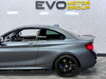 BMW 2 SERIES 2.0 220i M Sport Auto 2dr