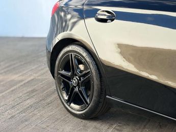 Mercedes-Benz A-CLASS 1.5 A 180 D Sport Premium Auto 5dr
