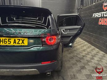 Land Rover Discovery Sport 2.0 TD4 HSE Black SUV 5dr Diesel Auto 4WD Euro 6 (s/s) (180 ps)