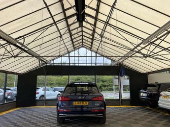 AUDI Q5 2.0 Q5 S Line 40 TDI Quattro Semi-Auto 4WD 5dr