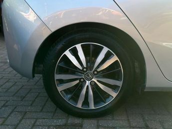 HONDA JAZZ 1.3 Jazz EX Navi i-VTec CVT 5dr