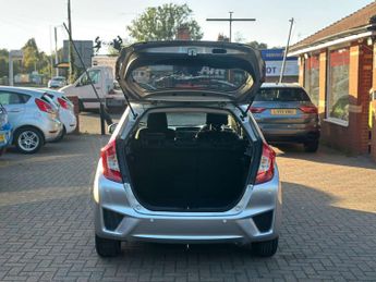 HONDA JAZZ 1.3 Jazz EX Navi i-VTec CVT 5dr