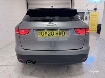 JAGUAR F-PACE 2.0 F-PACE Chequered Flag AWD D Auto 4WD 5dr
