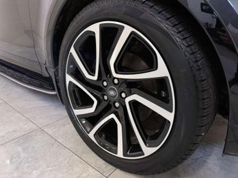 Land Rover DISCOVERY 3.0 Discovery Luxury HSE SDV6 Auto 4WD 5dr