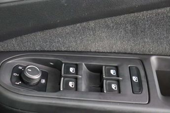 Volkswagen Golf 1.0 TSI Life Hatchback 5dr Petrol Manual Euro 6 (s/s) (110 ps)