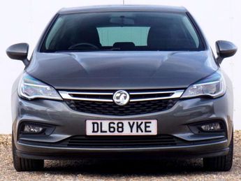 VAUXHALL ASTRA 1.4i Turbo Tech Line Nav Hatchback 5dr Petrol Manual Euro 6 (125