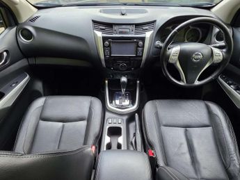 NISSAN NAVARA 2.3 Navara Tekna dCi Auto 4WD 5dr