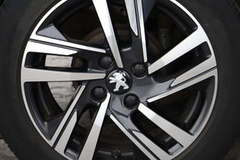 Peugeot 208 1.2 PureTech Active Premium + Hatchback 5dr Petrol Manual Euro 6