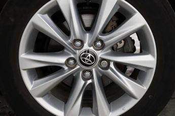 Toyota Corolla 1.8 VVT-h Icon Touring Sports 5dr Petrol Hybrid CVT Euro 6 (s/s)