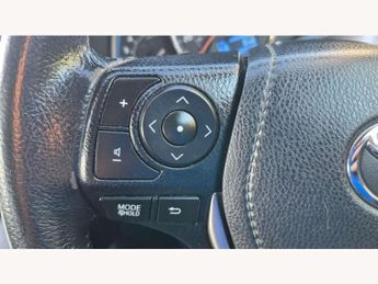 Toyota RAV4 2.2 RAV4 Invincible D-4D Auto 4WD 5dr