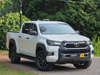 Toyota Hi Lux 2.8 HI-Luxury Invincible X D-4D 4WD Double Cab Auto 4WD 5dr