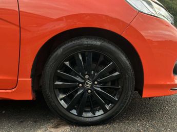HONDA JAZZ 1.5 Jazz Sport i-VTec CVT 5dr
