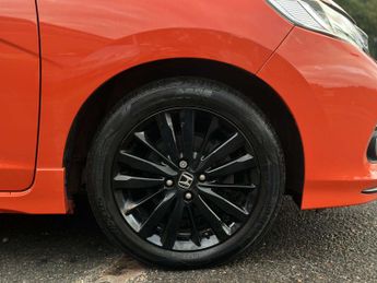 HONDA JAZZ 1.5 Jazz Sport i-VTec CVT 5dr
