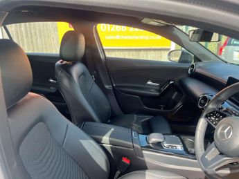 Mercedes-Benz A-CLASS 1.5 A 180 SE D Auto 5dr
