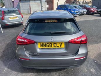 Mercedes-Benz A-CLASS 1.5 A 180 SE D Auto 5dr