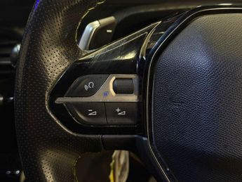 PEUGEOT 208 1.2 208 GT Line PureTech S/S Auto 5dr