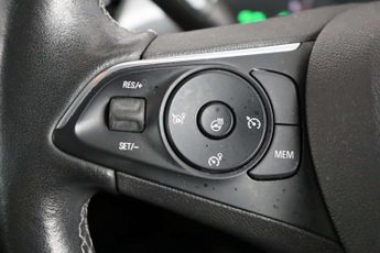Vauxhall Crossland 1.2 Turbo Ultimate SUV 5dr Petrol Auto Euro 6 (s/s) (130 ps)