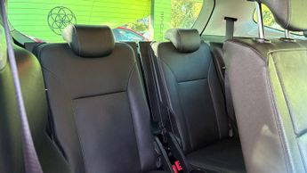 VAUXHALL ZAFIRA TOURER 1.4i Turbo SRi Nav MPV 5dr Petrol Auto Euro 6 (140 ps)