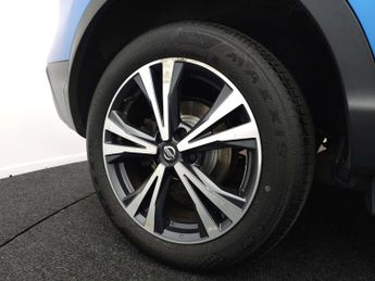 Nissan QASHQAI 1.3 Qashqai N-Connecta DiG-T Semi-Auto 5dr