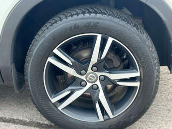 VOLVO XC40 2.0 XC40 R-Design D3 Automatic 5dr - NATIONAL DELIVERY*
