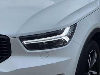 VOLVO XC40 2.0 XC40 R-Design D3 Automatic 5dr - NATIONAL DELIVERY*