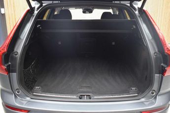 Volvo XC60 2.0 XC60 R-Design D4 AWD Auto 4WD 5dr