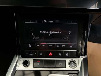 AUDI E-TRON e-tron Technik 50 Quattro 4WD 5dr
