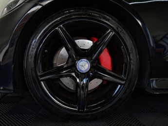 Mercedes-Benz C-CLASS 2.1 C 220 AMG Line D Auto 2dr