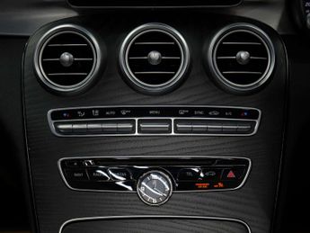 Mercedes-Benz C-CLASS 2.1 C 220 AMG Line D Auto 2dr