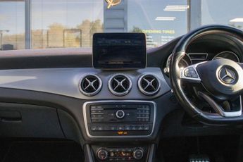 MERCEDES-BENZ GLA 2.1 GLA220d AMG Line (Premium Plus) SUV 5dr Diesel 7G-DCT 4MATIC