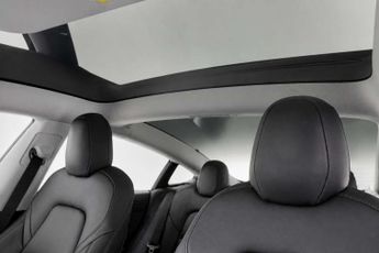 TESLA MODEL 3 (Dual Motor) Long Range Saloon 4dr Electric Auto 4WDE (346 ps)