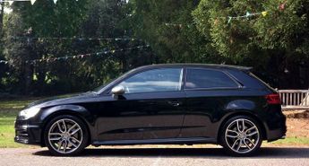 AUDI S3 2.0 S3 Quattro Semi-Auto 4WD 3dr