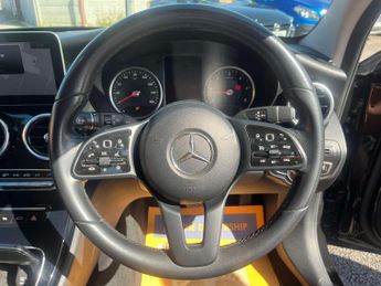 Mercedes-Benz C-CLASS 2.0 C 220 SE D Auto 5dr