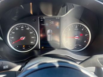 Mercedes-Benz C-CLASS 2.0 C 220 SE D Auto 5dr