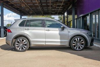 VOLKSWAGEN TIGUAN 2.0 TDI R-Line SUV 5dr Diesel DSG Euro 6 (s/s) (150 ps)