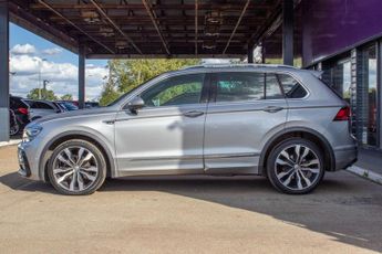 VOLKSWAGEN TIGUAN 2.0 TDI R-Line SUV 5dr Diesel DSG Euro 6 (s/s) (150 ps)