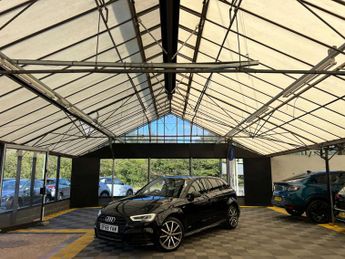 Audi A3 1.5 A3 Sportback 35 TFSI Black Edition Semi-Auto 5dr