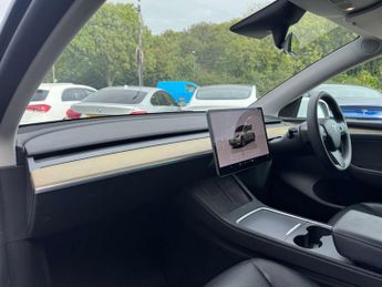 TESLA MODEL Y Model Y RWD 5dr