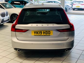 Volvo V90 D4 Momentum