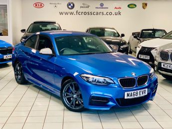 BMW M2 M240i