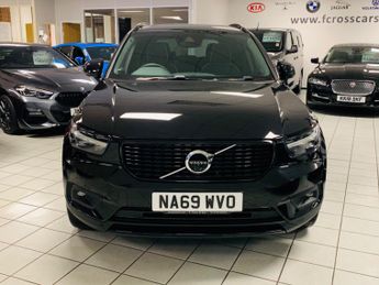 Volvo Xc40 T3 R-design