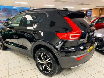 Volvo Xc40 T3 R-design