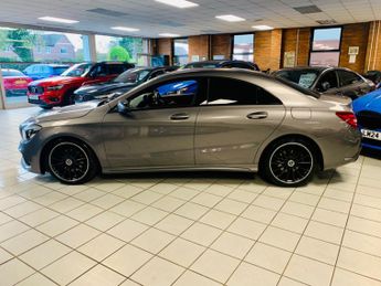Mercedes Cla Cla 200 Amg Line Night Edition