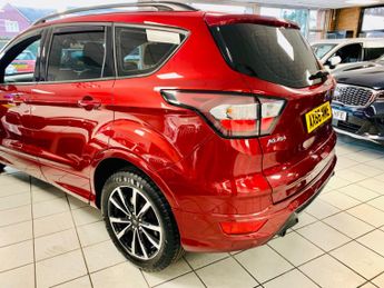 Ford Kuga St-line Tdci Awd