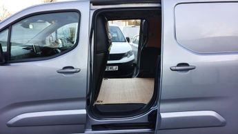 Citroen Berlingo 950 Driver Pro Edition Xl 8 Speed Automatic,sat Nav,rear Park As