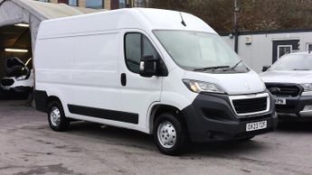 Peugeot Boxer 335 Professional Premium Plus L2h2 Mwb 2.2 140 With Sat Nav,air 