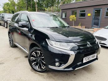 Mitsubishi Outlander PHEV GX4H 4WD